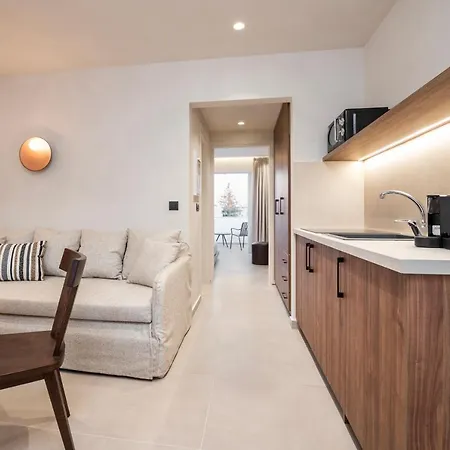Aparthotel Anastasia & 3*