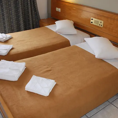 Aparthotel Anastasia & 3*