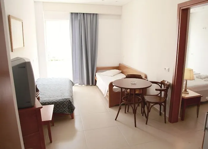 Aparthotel Anastasia & 3*